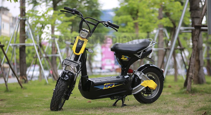 xe m&aacute;y điện Giant M133DS