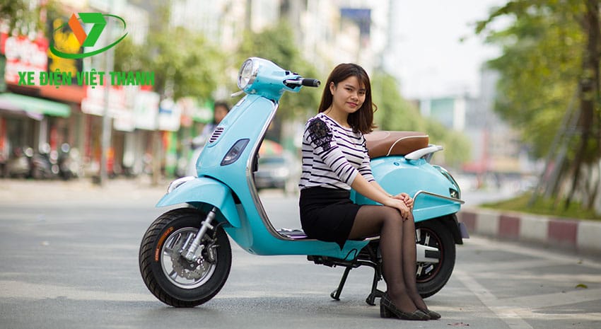 xe m&aacute;y điện Vespa Classic
