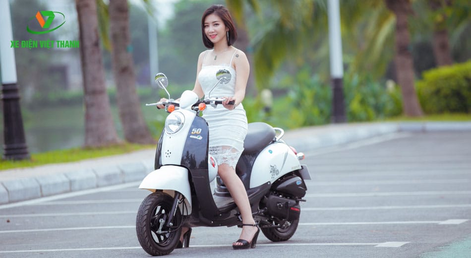 xe ga 50cc Scoopy