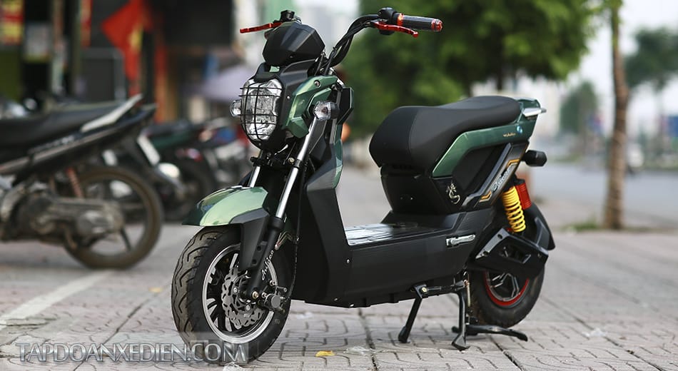 xe m&aacute;y điện Zoomer 2017