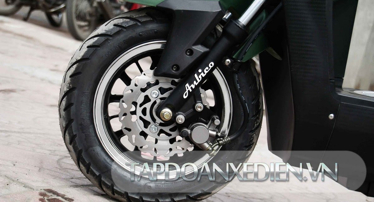 xe m&aacute;y điện Zoomer 2017