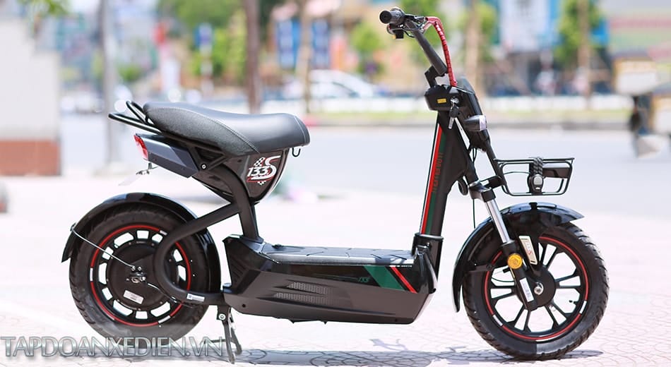 XE MÁY ĐIỆN GIANT M133S PLUS 2016