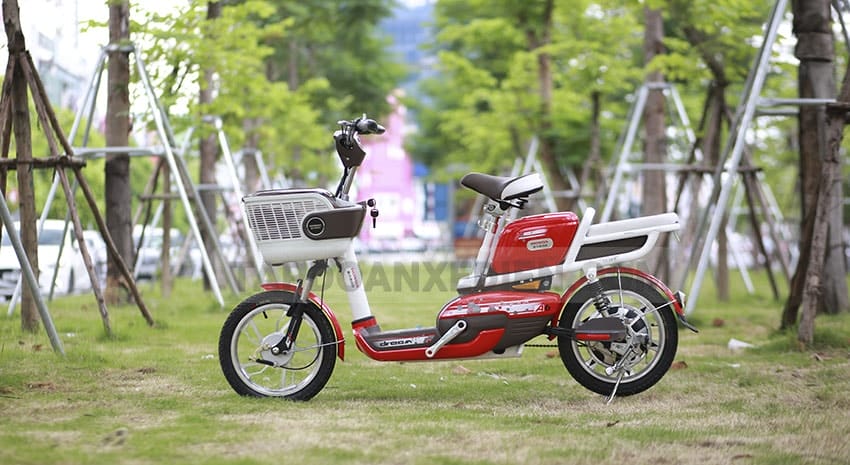 XE ĐẠP ĐIỆN HONDA A6 2018