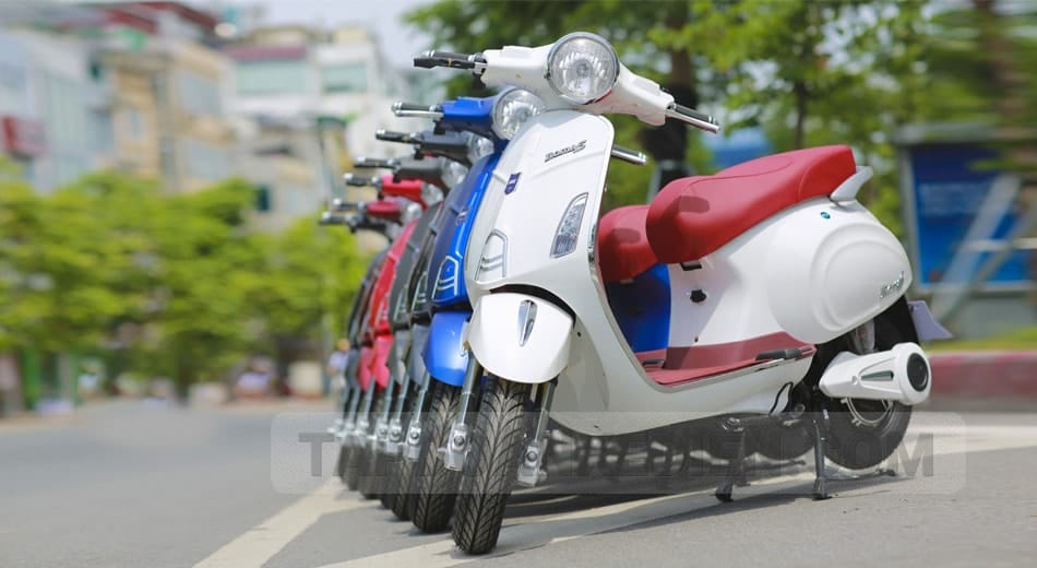 XE MÁY ĐIỆN VESPA ROMA S