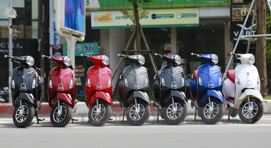 XE MÁY ĐIỆN VESPA ROMA S