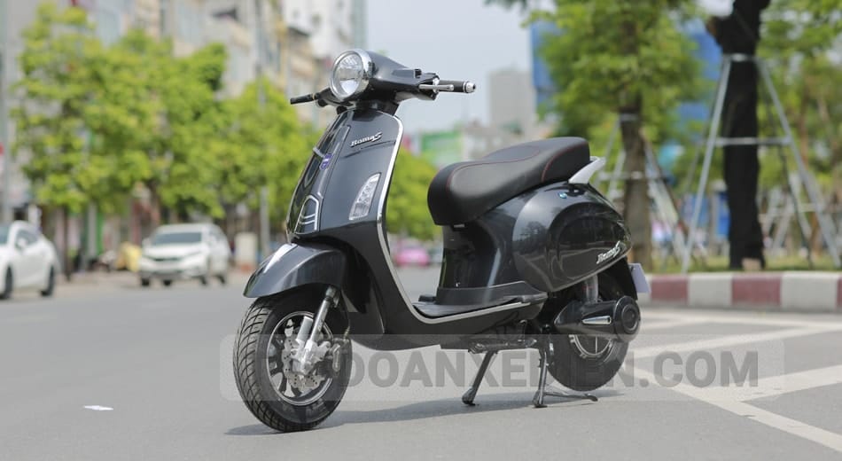 XE MÁY ĐIỆN VESPA ROMA S