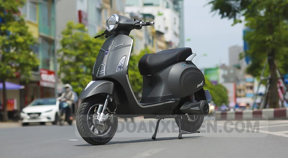 XE MÁY ĐIỆN VESPA ROMA S