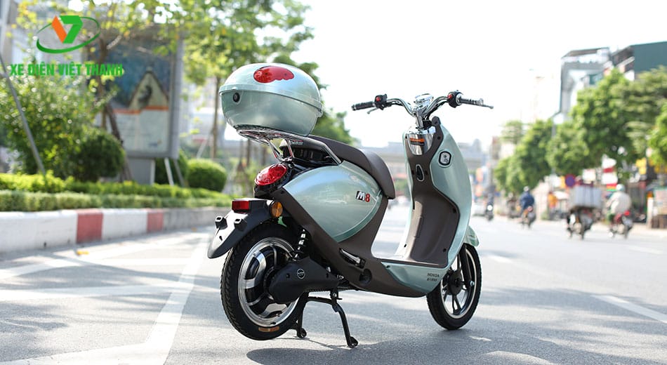 XE ĐẠP ĐIỆN HONDA M8