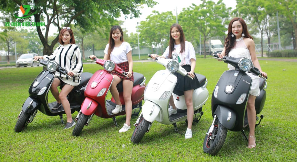 Vespa Classic phóng khoáng mà quý phái