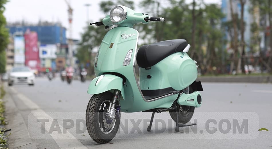 Những ưu điểm chỉ có ở xe máy điện Vespa Roma